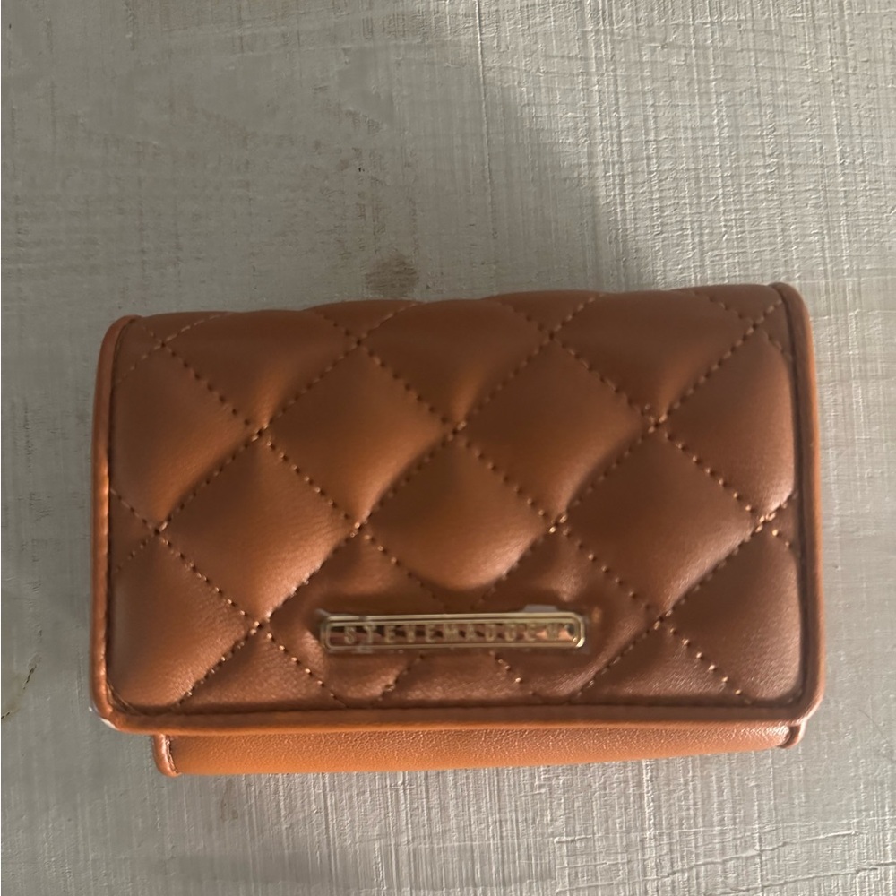 Steve Madden Brown Quilted Leather Wallet a few imperfections